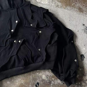 Sudadera con capucha Lisa pesada personalizada de 450 Gsm para hombre, ropa de calle con parche desgastado, Sudadera con capucha de algodón polar lavado con tachuelas, 100% algodón - Product Image 3