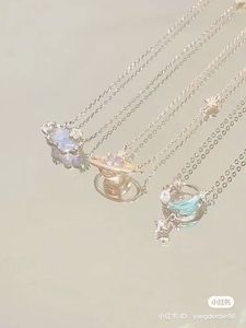 2024สินค้ามาใหม่สร้อยคอแบบใสแนวสตรีทบอยสร้อยแบบไม่สิ้นสุดสไตล์ฮิปฮอปพังค์สำหรับผู้ชายเครื่องประดับที่ทำจากเรซิ่น - Product Image 4