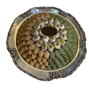 Bandeja de chocolate de metal dorado de alta calidad con diseño de flores, bandeja para servir dulces, exhibición de postres para bodas y cualquier evento - Product Image 4