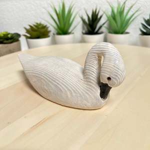 YEEYAYA intagliato a mano bianco statua di legno cigno e figurine di bambù e artigianato in legno per la decorazione di casa animali selvatici camera decorazione - Product Image 6