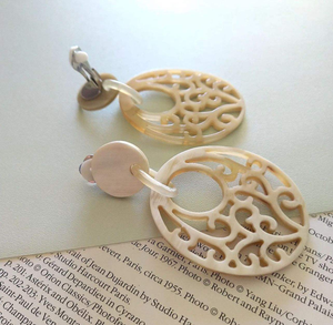 ต่างหูห้อยทำด้วยมือแบบคลาสสิกไม่ซ้ำใครทำจากธรรมชาติควายฮอร์นต่างหูรูปเขาควายหรูหราแฟชั่นจากอินเดียโดย glowin - Product Image 2