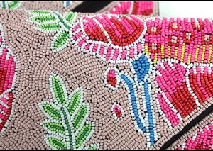 Pochette à chaîne en forme d'enveloppe avec perles - Product Image 4