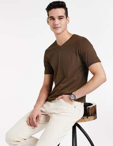 T-shirt unisexe personnalisé pour homme avec un attrait élégant, commande en gros, prix bas, sérigraphie, sublimation - Product Image 4