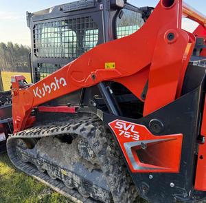 Cargadora compacta de orugas Kubota SVL 75-3 usada de alta calidad disponible para la venta - Product Image 3