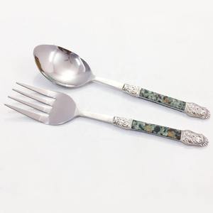 ชุดเสิร์ฟสลัดมือจับเรซินสีเขียวชุดเสิร์ฟสลัดทำจากสเตนเลสสตีลมีด้ามจับที่น่าทึ่ง - Product Image 6