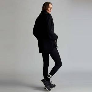 Veste Sherpa confortable pour femmes avec fermeture à demi-zip et col haut parfaite pour le confort par temps froid - Product Image 2