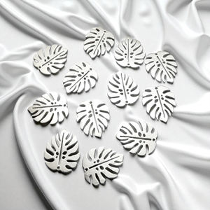 Argent sterling fait à la main feuille de Monstera plaqué or breloque bricolage faisant pendentif collier en gros trouver des bijoux - Product Image 3