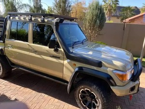รถกระบะ Toyota Landcruiser 70 2022 2018มือสองพอสมควร