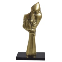Sculpture d'art décorative verticale moderne et élégante en aluminium doré, motif visage pleurant, artisanat de table IHA Anniversaire