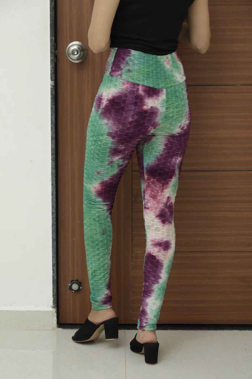 สีเขียว