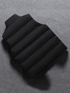 Chaleco de poliéster/algodón a prueba de viento para hombre con bolsillos Chaqueta sin mangas Chaleco acolchado de burbujas personalizado cálido grueso para hombre con bolsillos - Product Image 4