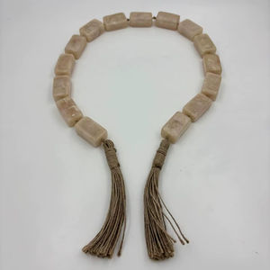 Guirnalda de Cuentas de Resina Moderna, Hecha a Mano, Personalizable, de Alta Calidad, Decoración Colgante para Mesa, Adorno para el Hogar, Estilo para Bodas - Product Image 1