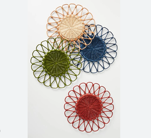 Mantel Individual de ratán con forma de flor única colorida, decoración de pared colgante Bohemia, juego de placas de cargador de ratán, centro de mesa de boda - Product Image 1