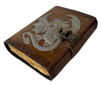 Dragón volador en relieve cuero genuino diario libro de hechizo Vintage Grimoire antiguo cuaderno o diario hecho a mano libro de sombras