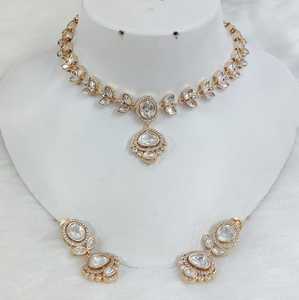 Conjunto de collar de moissanita de alta calidad Conjunto de collar de desgaste mínimo Perfecto para ropa occidental y étnica Regalo ideal para su ropa de fiesta - Product Image 2