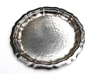 Sous-verres à thé en acier inoxydable gaufré plaqué couleur argent Design de haute qualité Parfait pour le café et le thé au bureau à domicile - Product Image 2