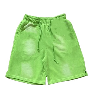 กางเกงขาสั้นผ้าคอตตอนเทอร์รี่ฟอกสีสไตล์สตรีทแวร์ พิมพ์โลโก้ตามสั่ง - Product Image 1