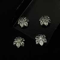 Charme en cristal de quartz sculpté à la main en forme de fleur, pierre précieuse en vrac de 12 mm pour bijoux