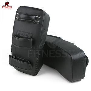 Coussin de frappe incurvé pour le kick-boxing, le muay-thaï, le sport de plein air, équipement d'entraînement en cuir PU personnalisé - Product Image 5