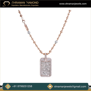 จี้เพชรโมอิสซาไนต์ทรงโด๊กแท็ก ดีไซน์สวย ขายดี แฟชั่นจิวเวลรี่ 18.5 กะรัต เงินแท้ 925 ประดับเพชรทรงมรกตเจียระไนแบบไอซ์ คุณภาพ VVS - Product Image 4