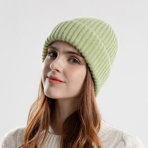 Bonnet brodé côtelé épais en vente en gros Bonnets à tricoter personnalisés Chapeaux avec logo Bonnet en acrylique à revers - Product Image 2