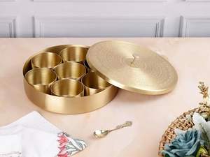 กล่องใส่เครื่องเทศทรงกลม ทำจากทองเหลืองเกรดอาหาร สำหรับตกแต่งบ้าน ดีไซน์ทันสมัย วางซ้อนกันได้ คุณภาพสูง ปรับแต่งความจุได้ - Product Image 3