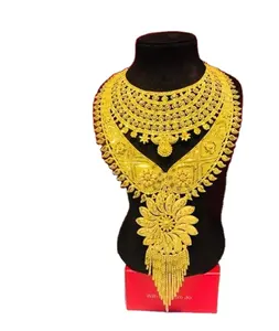 Popüler klasik Dubai takı seti s altın kaplama takı kolye seti düğün gelin takı seti üreticisi