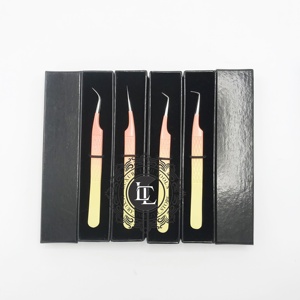 Pince à épiler de luxe de haute qualité Ombre Silver Point Pince à cils durable en acier inoxydable Extension de faux cils - Product Image 1