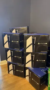Console de jeux vidéo Pro 2 To + 15 jeux gratuits, deux manettes, casque VR - Product Image 1