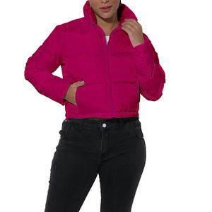 Chaqueta acolchada sólida para mujer personalizada con cremallera corta con logotipo personalizado y calidez gruesa acogedora en ropa de invierno - Product Image 3