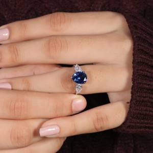 7.30ct LGD แหวนหมั้นเพชรสำหรับปลูกในห้องปฏิบัติการทรงลูกแพร์ทองขนาด14K แหวนแต่งงานแบบครอสโอเวอร์ที่ทำจากเชือกจูนิเปอร์ - Product Image 2