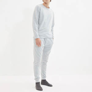 Conception personnalisée en gros d'usine, vêtements de course, ensembles de survêtements techniques pour hommes, vêtements d'entraînement et de jogging de haute qualité - Product Image 1