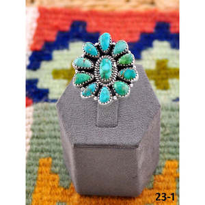 Bague ajustable artisanale en turquoise émeraude de la Vallée du Sud-Ouest et argent sterling, avec technologie d'incrustation à sertissage clos, idéale pour un cadeau - Product Image 1