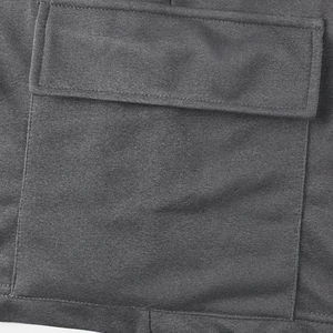 Pantalones cortos para correr informales de verano para hombre, Bermudas transpirables amigables con la piel, herramientas multibolsillo, diseño suelto en cuclillas, hecho de poliéster - Product Image 5