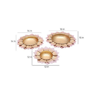 Beauté en laiton L'urli parfait pour les espaces sacrés Lueur intemporelle Urli en laiton exquis pour chaque occasion - Product Image 2