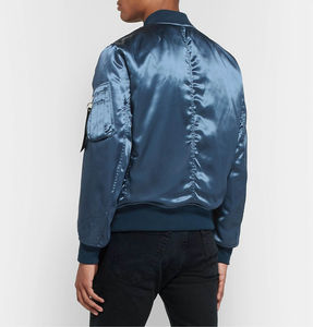 Veste universitaire en satin pour homme, vente chaude, nouvelle couleur unie, style streetwear avec poche sur le devant, épaules tombantes, tissu - Product Image 3