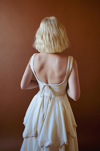 Maxi Vestido Holgado con Estampado Floral Digital, Mangas Largas con Volantes, Cintura Natural, Multicapa, Estilo Urbano, Ecológico, con Logotipo Personalizado - Product Image 2