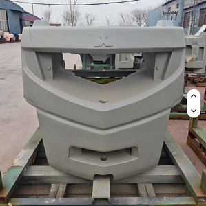 Contrepoids en fonte moulée sous vide pour chariot élévateur, sans frein inclus et avec protections filetées, à vendre - Product Image 1