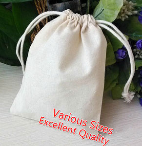 Vente en gros de sacs-cadeaux en coton doux avec cordon de serrage de couleur unie naturelle style pliant pour les fonctions de mariage et la vente de cadeaux - Product Image 2