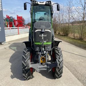 Venta caliente 2024 FENDT Tractor Modelo 500HP Multifuncional 4WD con Vario 1050 716 724 Ruedas Precio - Product Image 2