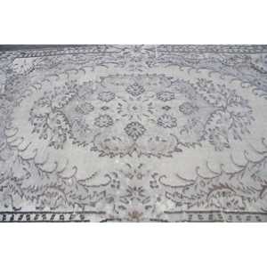 Tapis turc vintage, tapis de 5,7 x 9,8 pieds, tapis persan blanc et gris - Product Image 4