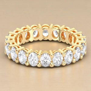 Anillo de Boda de Eternidad Completa con Diamante de Corte Ovalado de Moissanita de 3.00 Quilates E-F/VVS-VS, Hecho en Plata de Ley para Mujer - Product Image 4