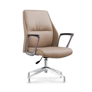 Chaise de bureau exécutive ergonomique en cuir au design moderne, hauteur réglable, accoudoirs fixes, pieds en acier inoxydable, soutien du dos moyen - Product Image 1