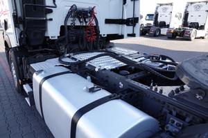 2018 mercedess-bensz - Product Image 2