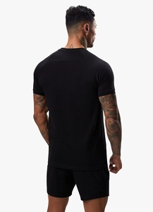 เสื้อยืดออกกำลังกายผู้ชายสั่งทำขายส่ง ทรงปกติ สวมใส่สบาย ระบายอากาศได้ดี ผ้าฝ้าย 100% แห้งเร็ว แขนสั้น ผลิตในปากีสถาน - Product Image 2