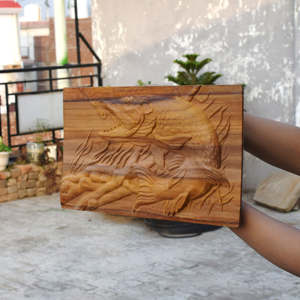 Sculpture de poisson en bois naturel Décoration murale en bois de teck avec finition naturelle Image Art mural pour la maison Tenture murale - Product Image 5