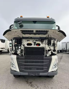 LISTO PARA ENVIAR, SUV 2022 con Volante a la Izquierda, Tracción en las Cuatro Ruedas, Euro VI, Turbo, Caja de Cambios Automática, 5 Puertas, Asientos de Cuero, Portaequipajes de Aluminio, Neumáticos R19 - Product Image 2