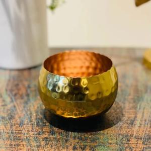 Pot à bougie rond en métal martelé doré brillant pour la maison et les pots à bougie de décoration d'éclairage de table de Noël - Product Image 1