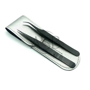 Extensions de cils noir mat, pointe en fibre de haute qualité, pince à cils en acier inoxydable, pointe fine, personnalisable, fabriqué au Pakistan - Product Image 3