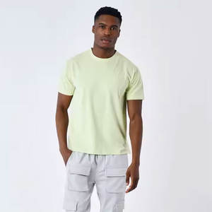 Nueva llegada personalizada al por mayor ropa de calle moda gimnasio fitness unisex al por mayor logotipo personalizado Top camiseta de moda para hombres - Product Image 1